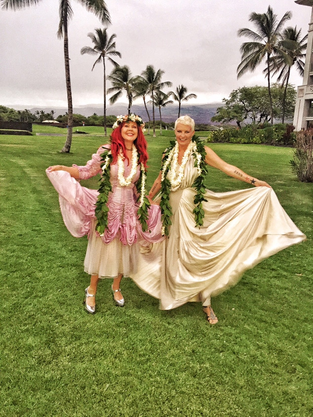 B52's Kate Pierson Marries Monica Coleman! E! Online UK